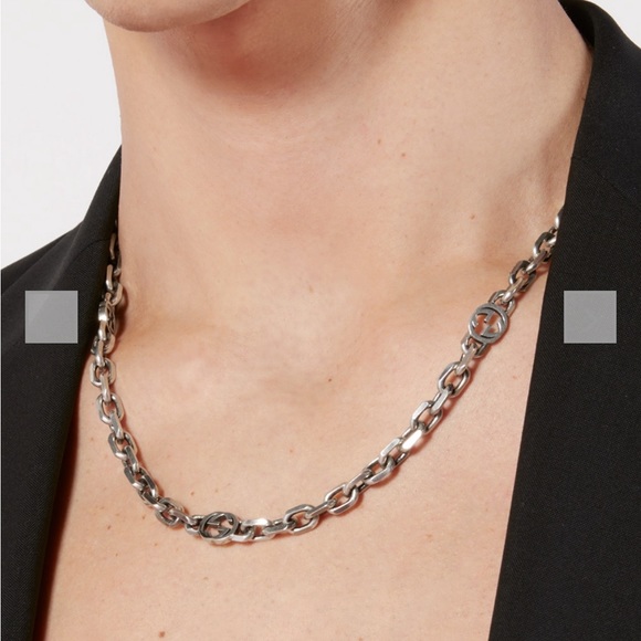 Gucci Silver Necklace with Interlocking G - Picture 3 of 3